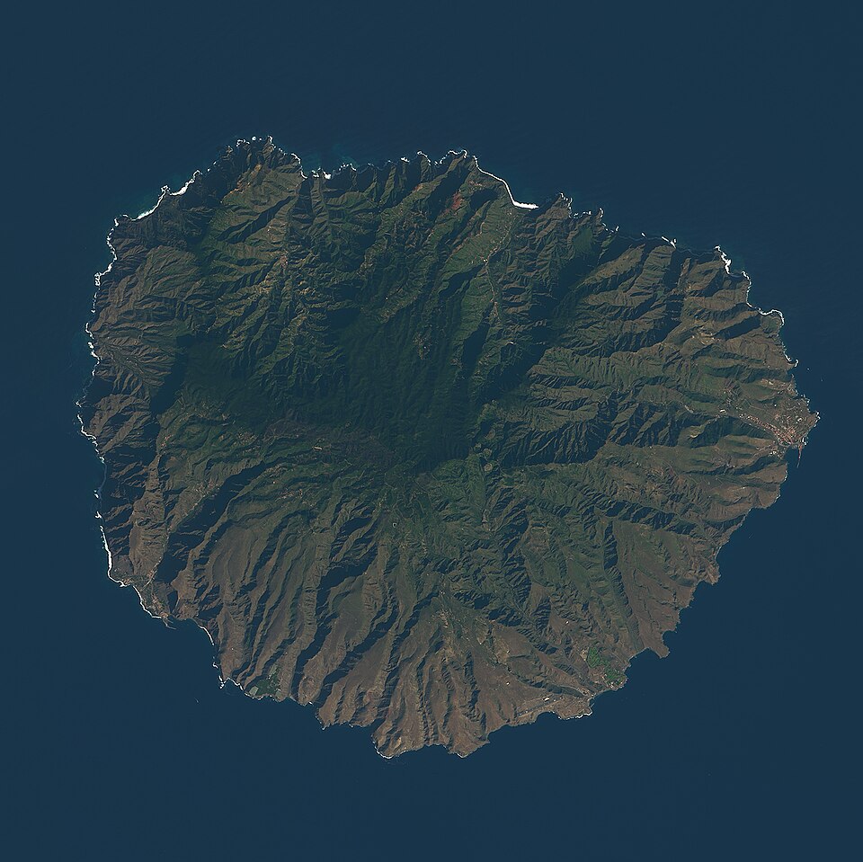 (Isla de la Gomera) La Palma & La Gomera Islands, Canary Islands (cropped)
